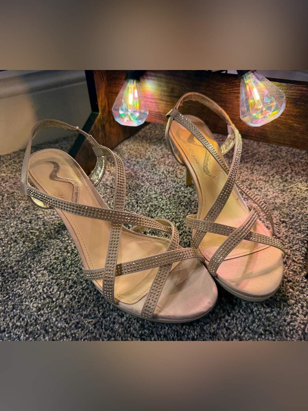 Nina Champagne Strappy Open Heels With Beautiful Rhinestones Size 8 New! - Picture 2 of 9